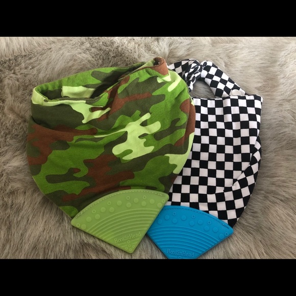 Camo Booginhead Teether Bib